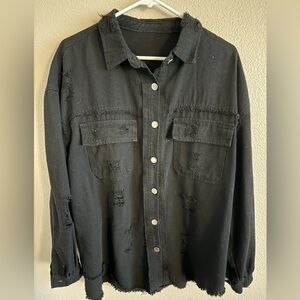 Distressed Black Denim Jacket Shacket w/ Front Chest Pockets‎ & Raw Hems size XL